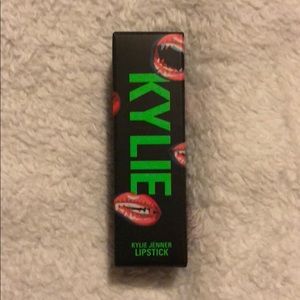 Kylie Jenner “ creep it real “ lipstick